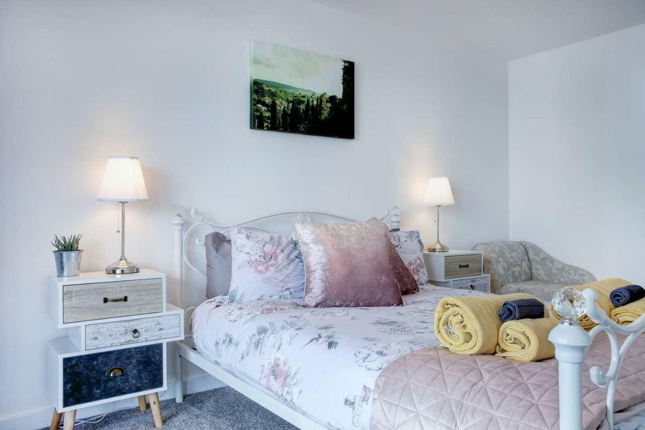Newly Renovated Riverside Flat W/ Private Balcony Norwich Exterior foto